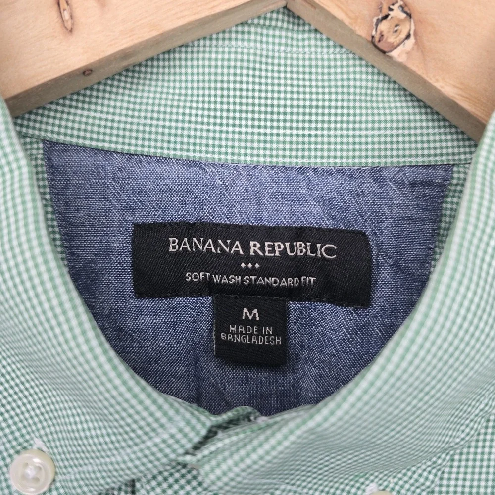 Banana Republic Shirt Mens Medium Green Button‎ Down Soft Wash Standard Fit
